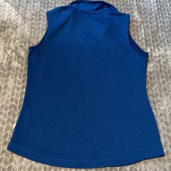 Lady Hagen Sleeveless Golf Short.  Size Small. - Picture 6 of 8